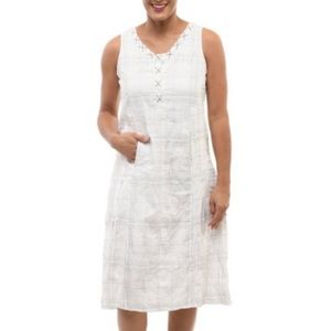 tulip clothing The Victoria in White Onyx windowpane print sleeveless dress XS